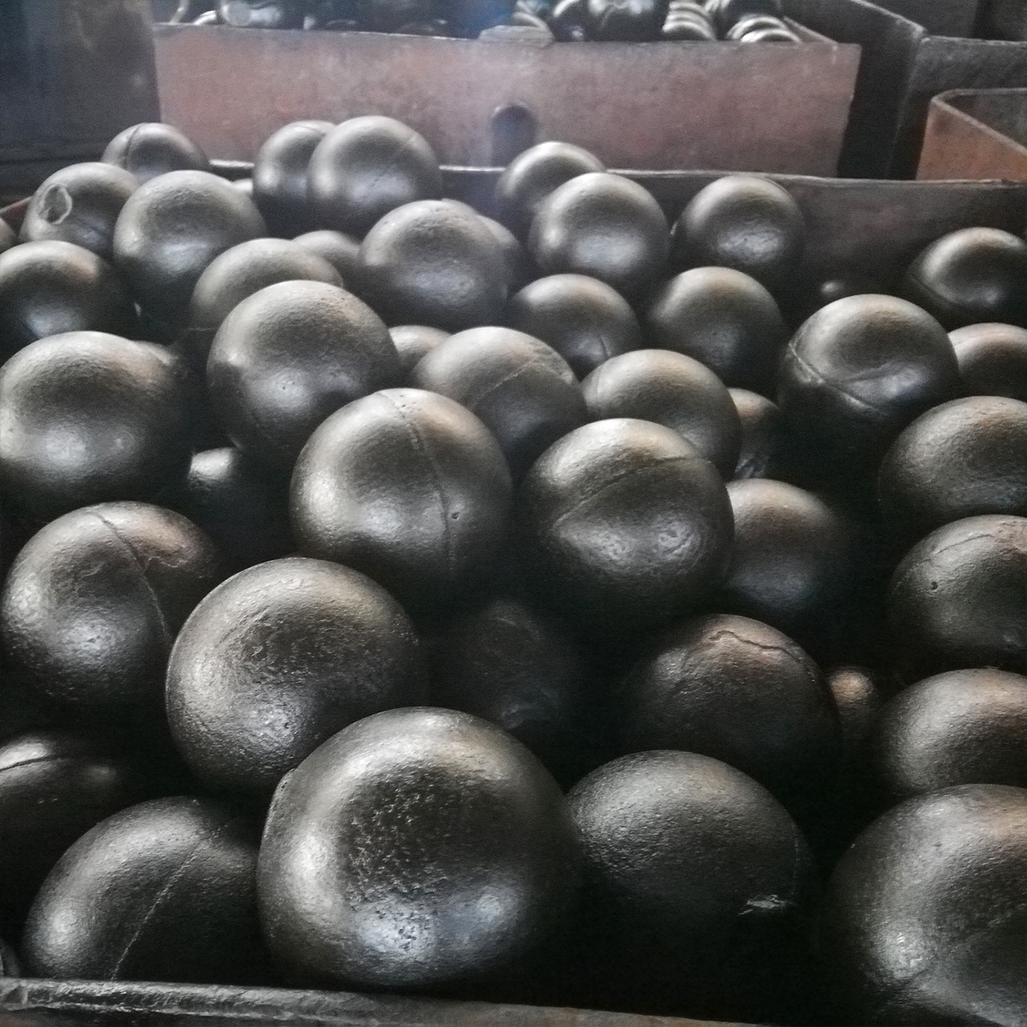 GM-1: High chrome grinding ball