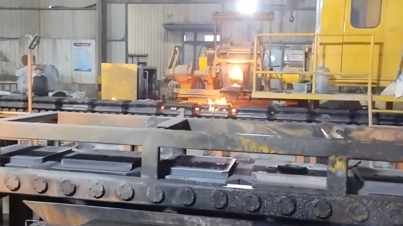 Large ball automatic line production video.mp4