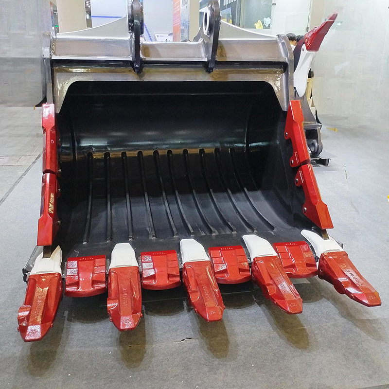 High Abrasion-Resistant Alloy Steel Cast Excavator Bucket Teeth & Adapters for Mining
