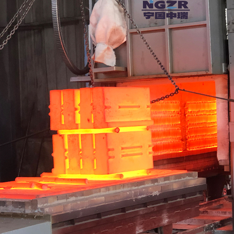 High Chromium-Manganese alloy cast plate hammer for Impact crusher 
