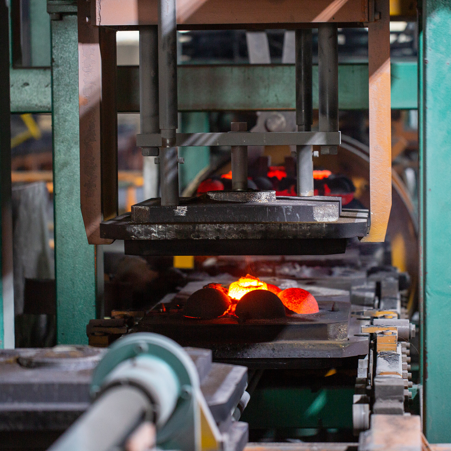 GM-4: CADI Cast Grinding Media Steel Ball for SAG Mill in Mining 