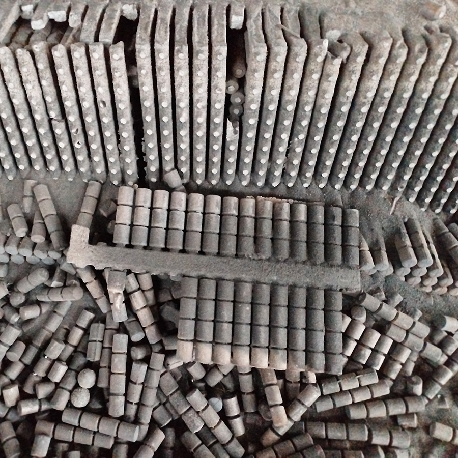 GM-2: High Chromium Grinding Media Cylpebs For Cement & Mining Ball Mill